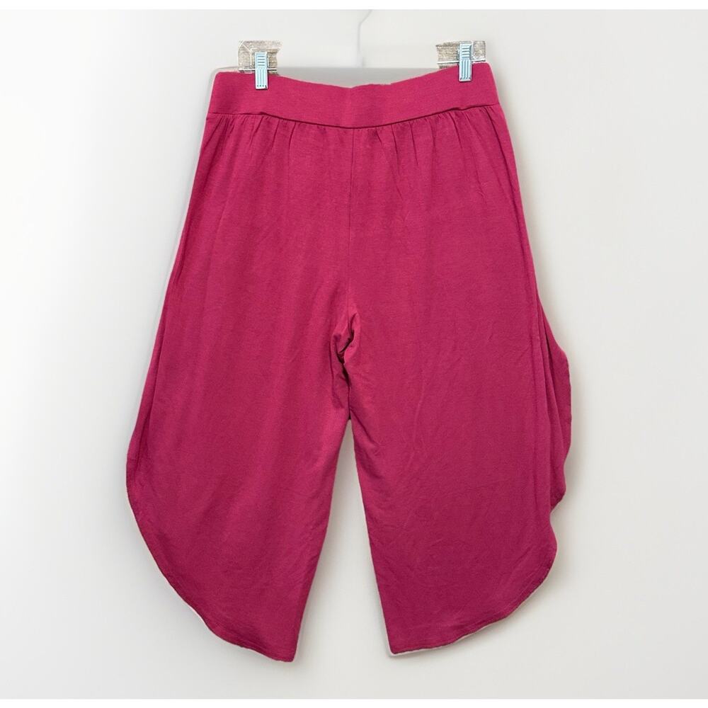 Matilda Jane Magenta Tulip Hem Capri Pants - Picture 6 of 9